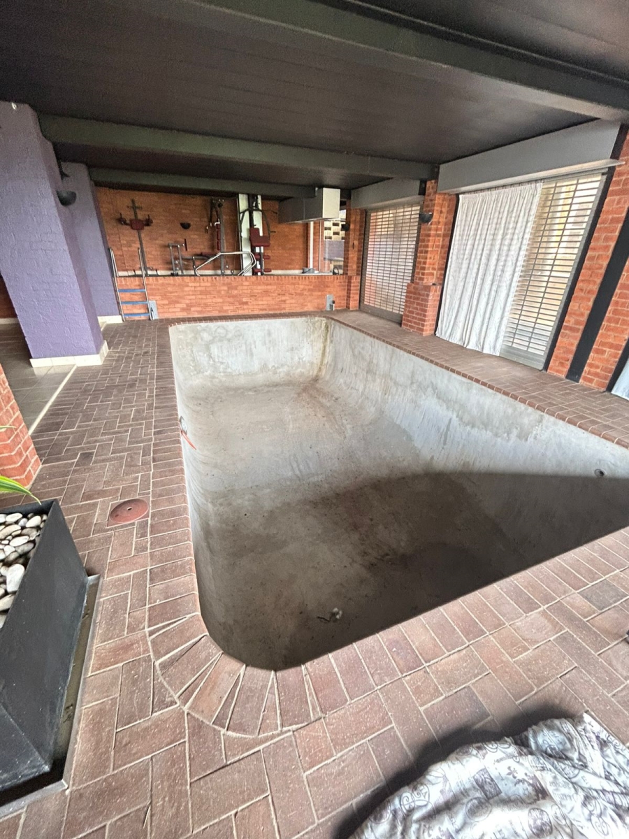 3 Bedroom Property for Sale in Kosmos North West